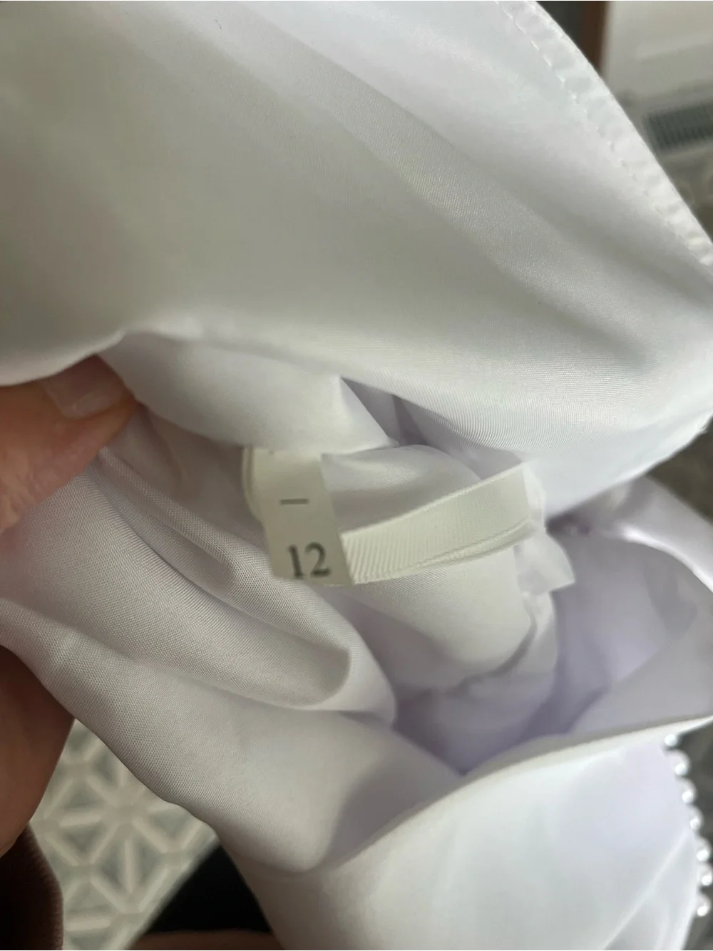 Elegant White Satin Bow Girls' Formal Dress